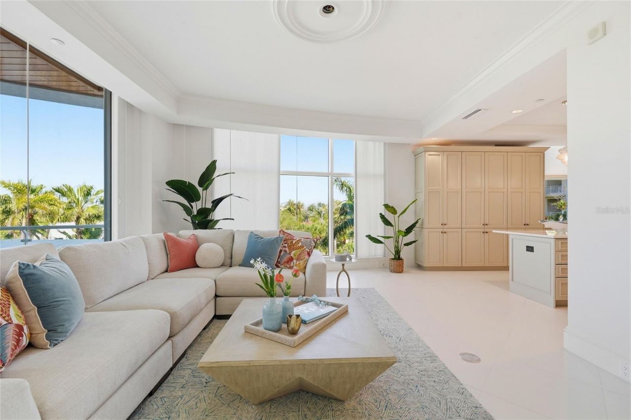 2251 Gulf Of Mexico Drive, Unit 301, Longboat Key, FL 34228 Photo