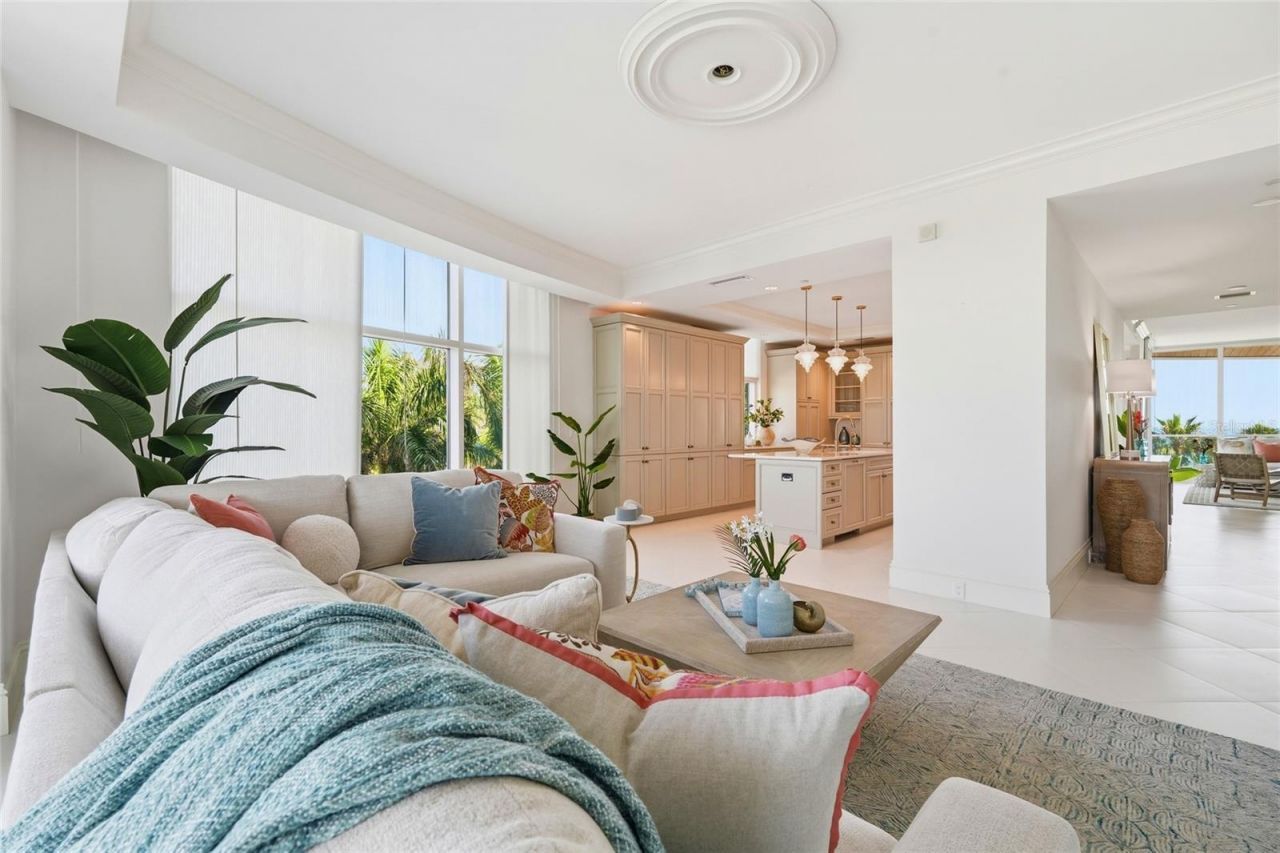 2251 Gulf Of Mexico Drive, Unit 301, Longboat Key, FL 34228 Photo