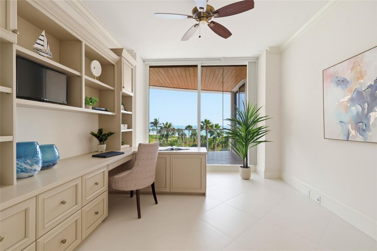 2251 Gulf Of Mexico Drive, Unit 301, Longboat Key, FL 34228 Photo