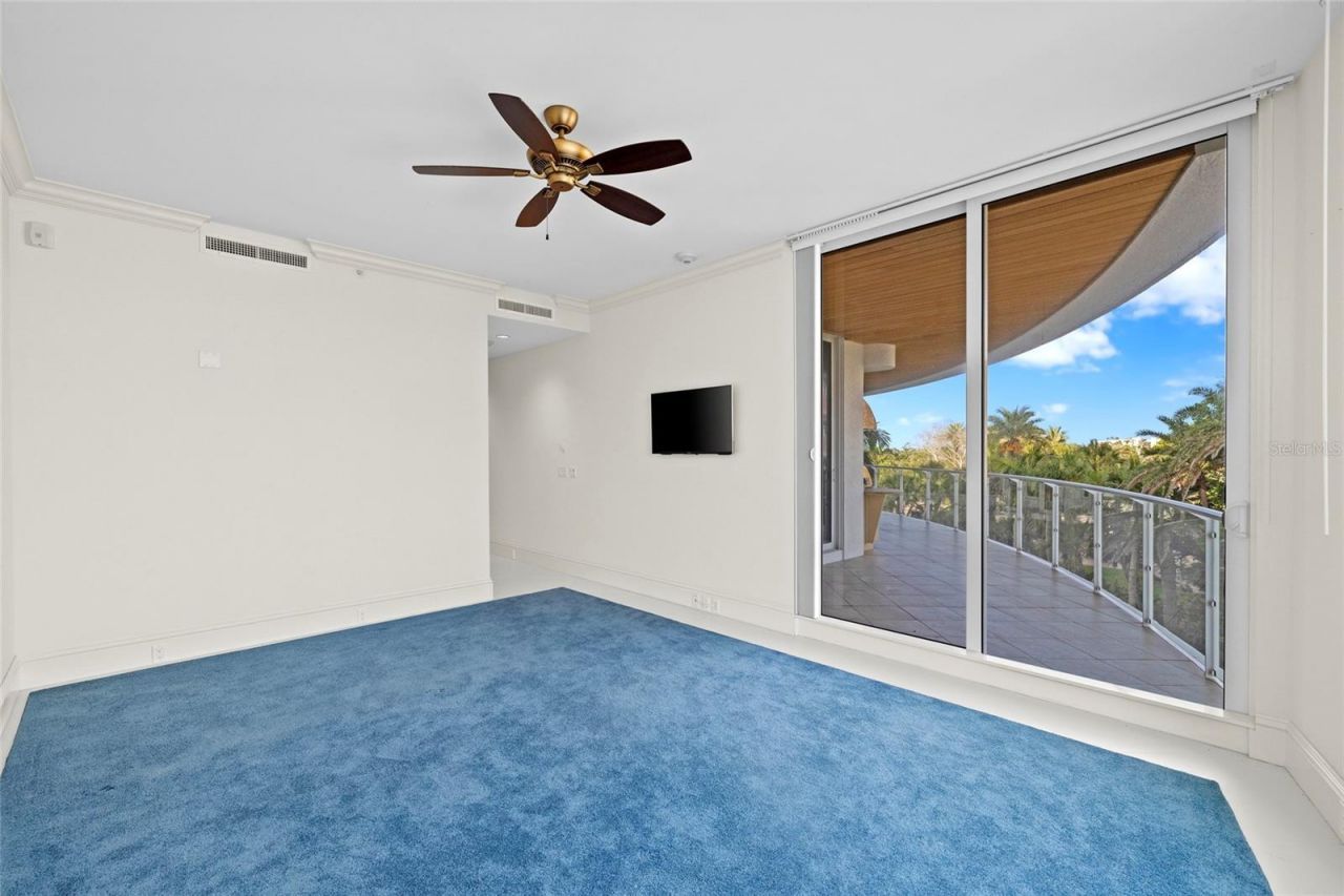 2251 Gulf Of Mexico Drive, Unit 301, Longboat Key, FL 34228 Photo