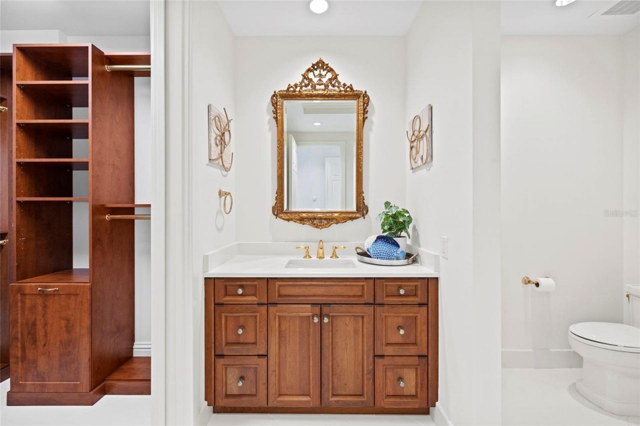 2251 Gulf Of Mexico Drive, Unit 301, Longboat Key, FL 34228 Photo