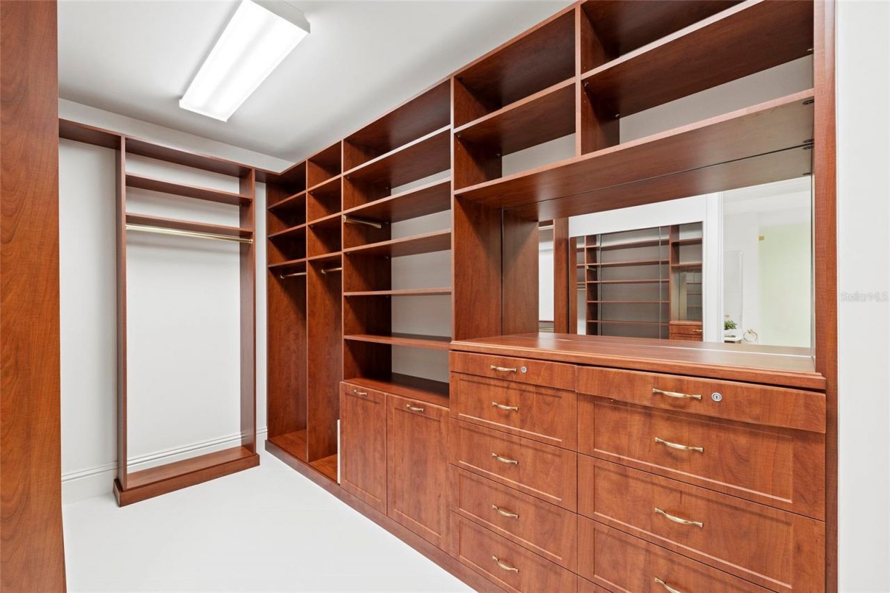 2251 Gulf Of Mexico Drive, Unit 301, Longboat Key, FL 34228 Photo