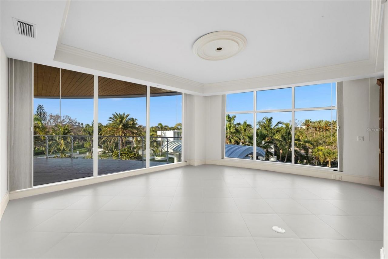 2251 Gulf Of Mexico Drive, Unit 301, Longboat Key, FL 34228 Photo