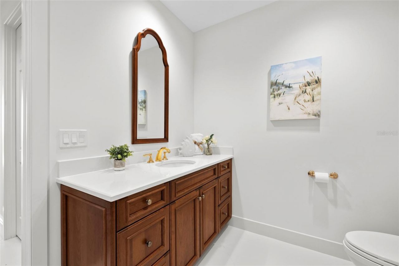 2251 Gulf Of Mexico Drive, Unit 301, Longboat Key, FL 34228 Photo