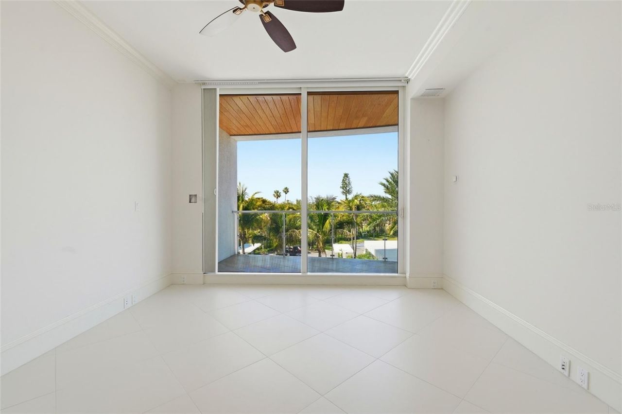 2251 Gulf Of Mexico Drive, Unit 301, Longboat Key, FL 34228 Photo