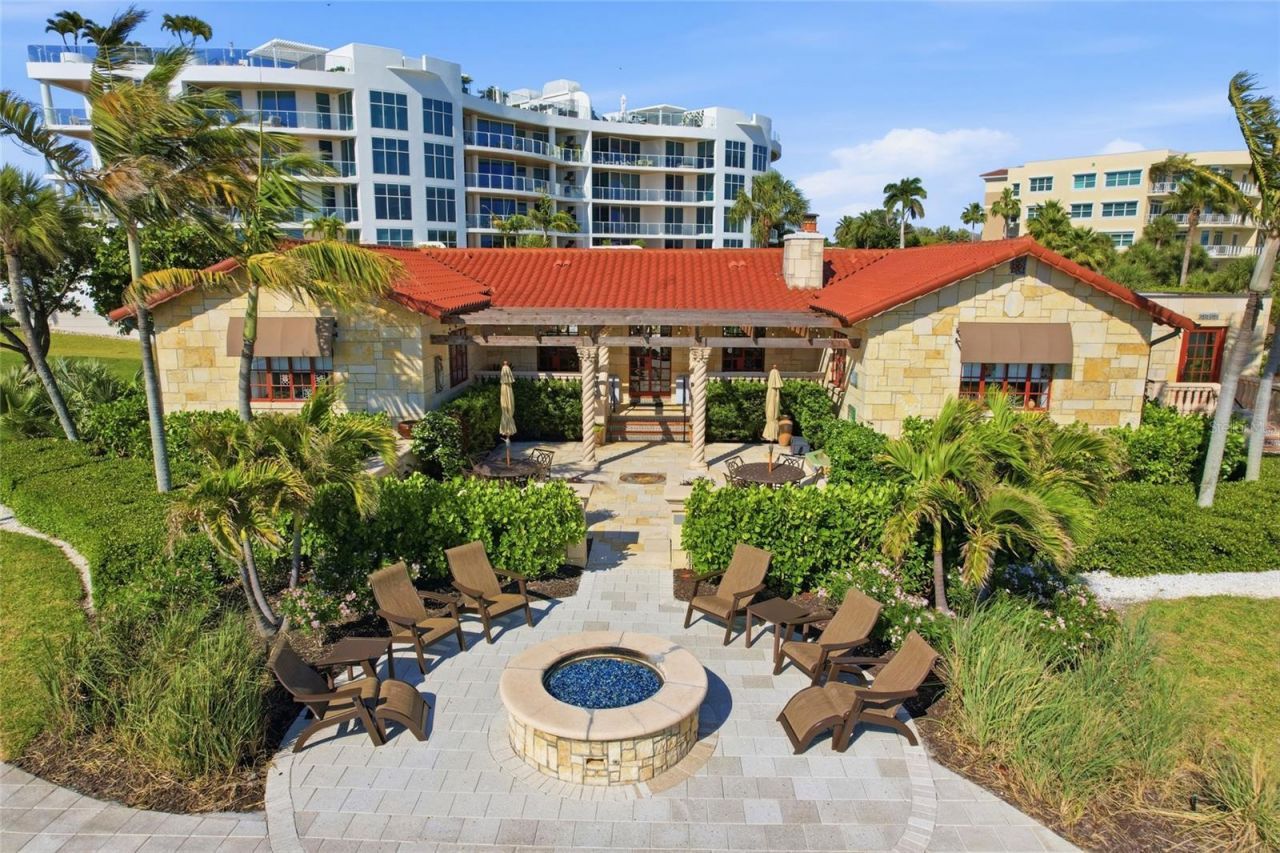 2251 Gulf Of Mexico Drive, Unit 301, Longboat Key, FL 34228 Photo
