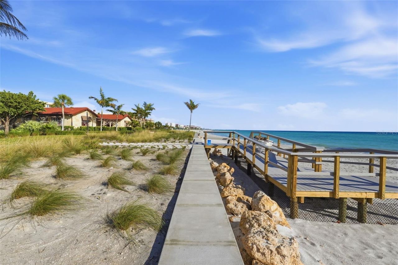 2251 Gulf Of Mexico Drive, Unit 301, Longboat Key, FL 34228 Photo