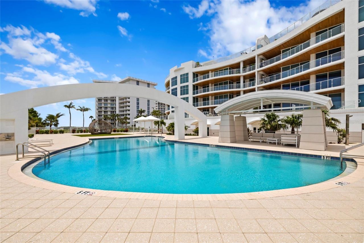 2251 Gulf Of Mexico Drive, Unit 301, Longboat Key, FL 34228 Photo