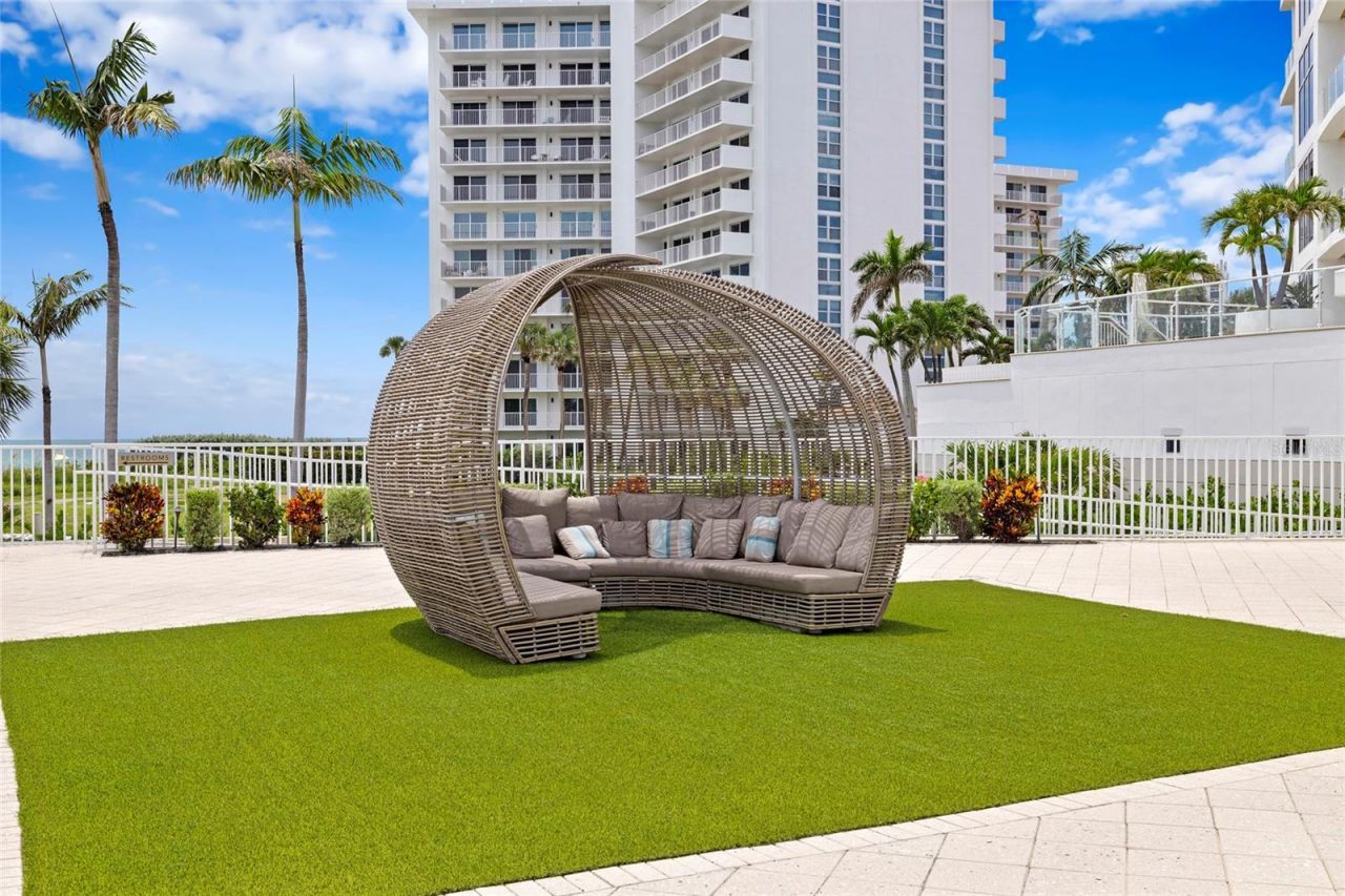 2251 Gulf Of Mexico Drive, Unit 301, Longboat Key, FL 34228 Photo