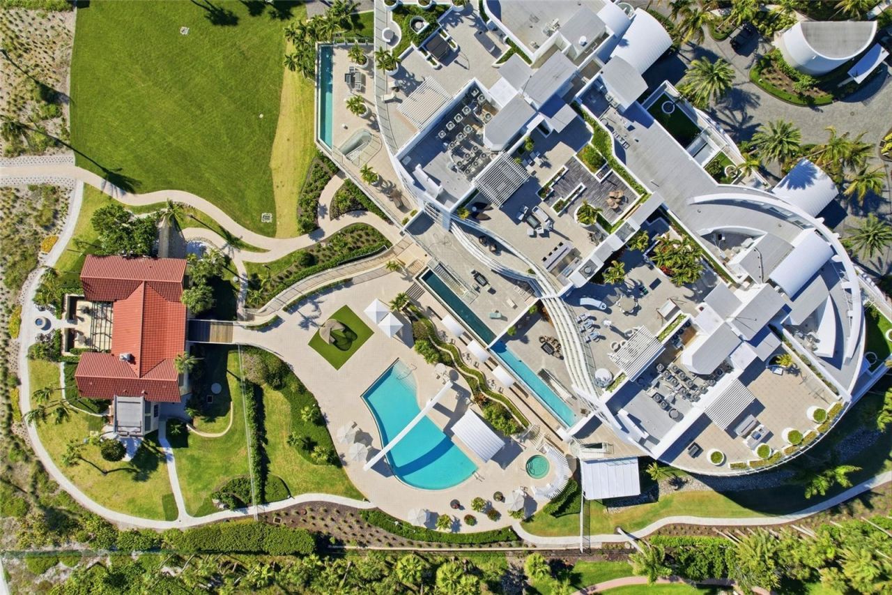 2251 Gulf Of Mexico Drive, Unit 301, Longboat Key, FL 34228 Photo