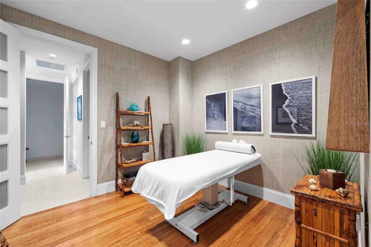 2251 Gulf Of Mexico Drive, Unit 301, Longboat Key, FL 34228 Photo