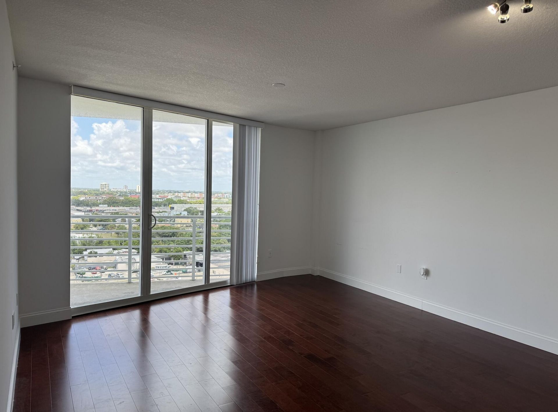1551 N Flagler Drive, Unit 1410, West Palm Beach, FL 33401 Photo