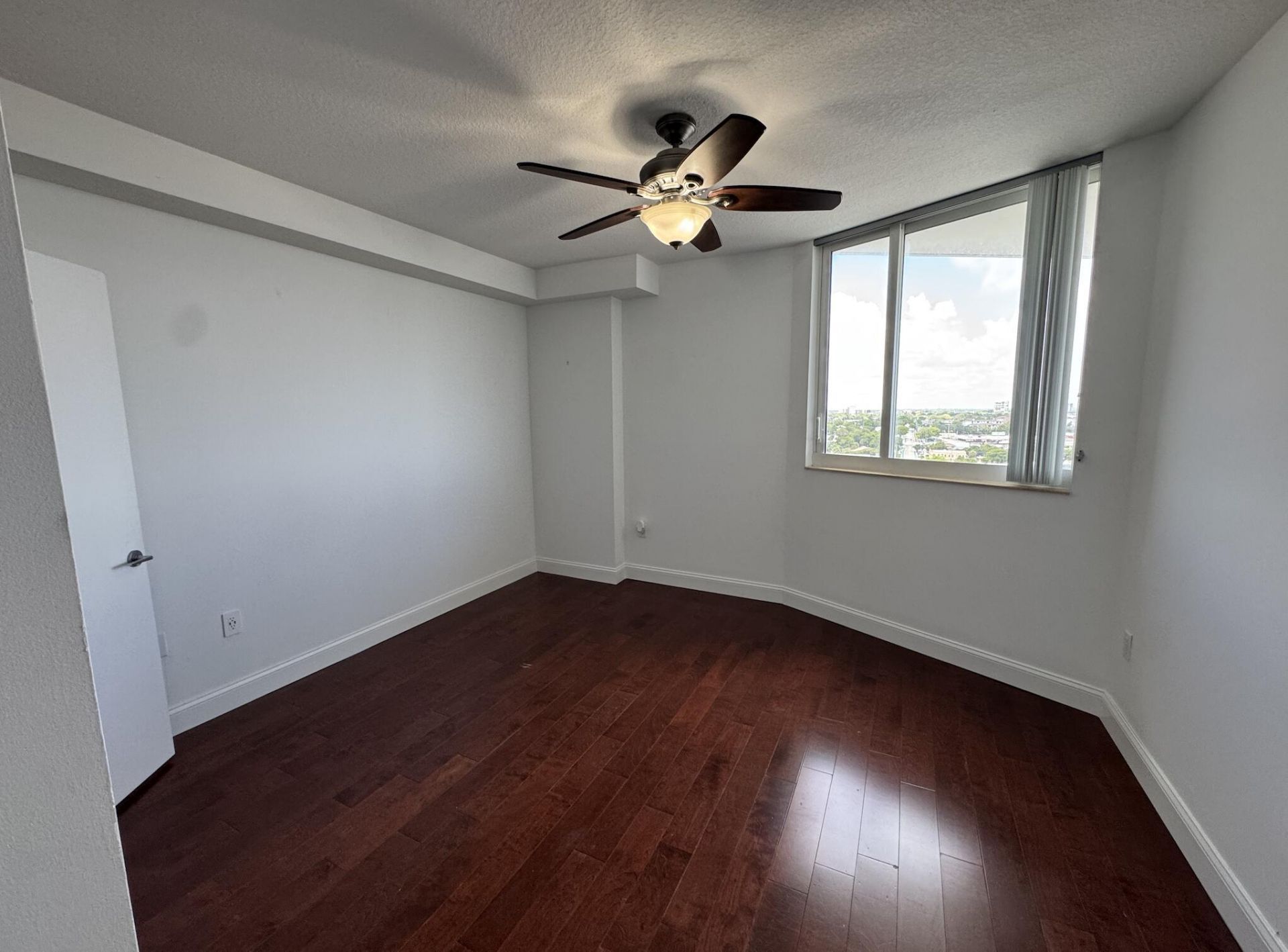 1551 N Flagler Drive, Unit 1410, West Palm Beach, FL 33401 Photo
