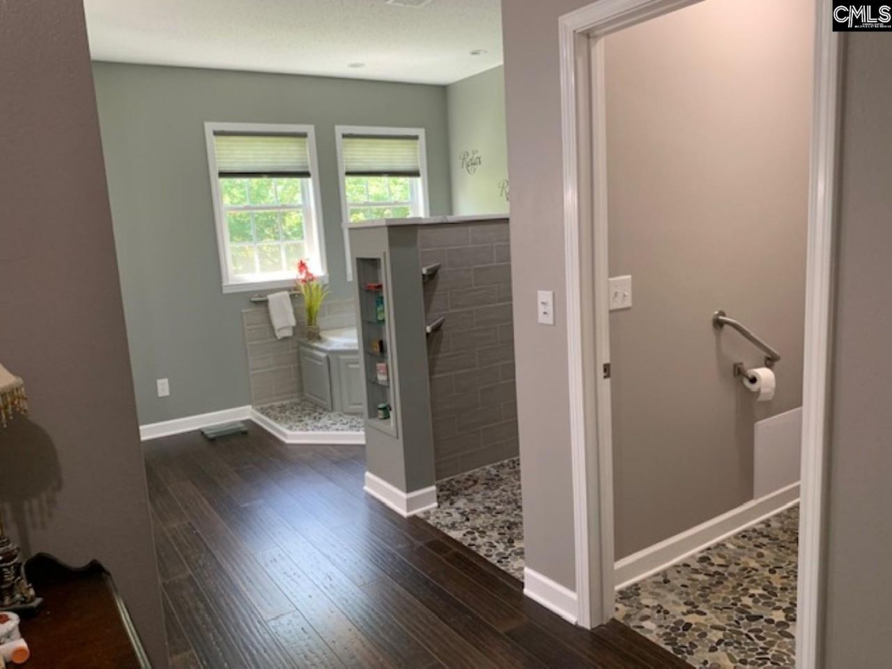 1338 John G Richards Road Photo 11