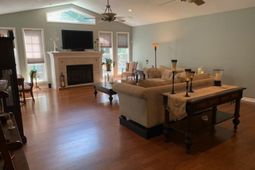 1338 John G Richards Road photo 4