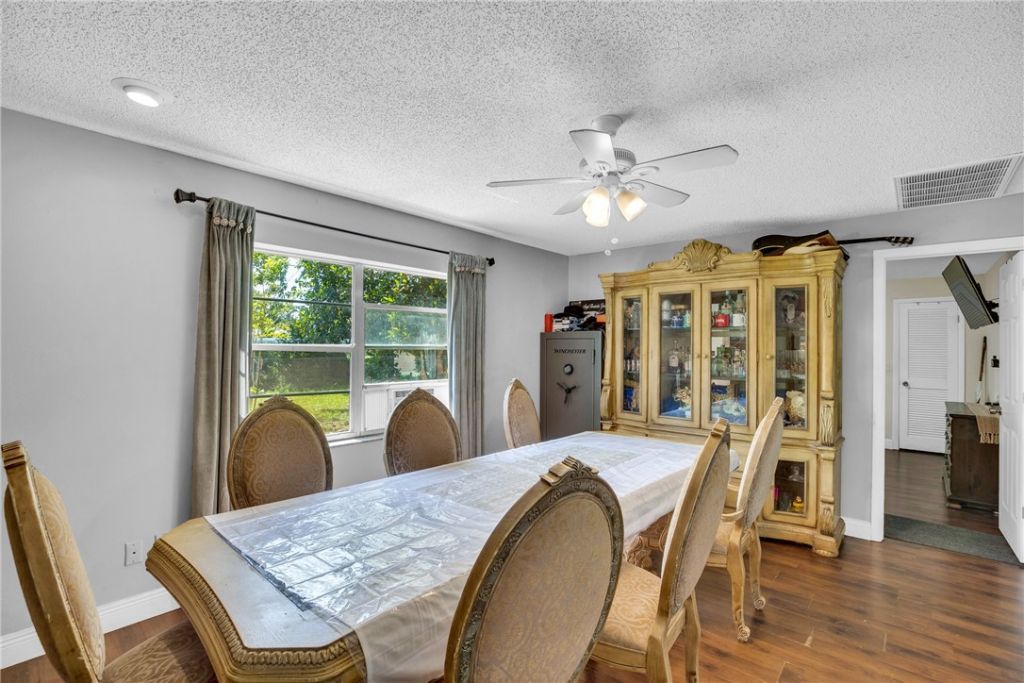 5402 Shannon Drive, Fort Pierce, FL 34951 Photo