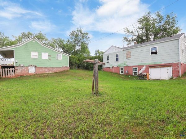 239 WRIGHT ST, RAPID CITY, SD 57701