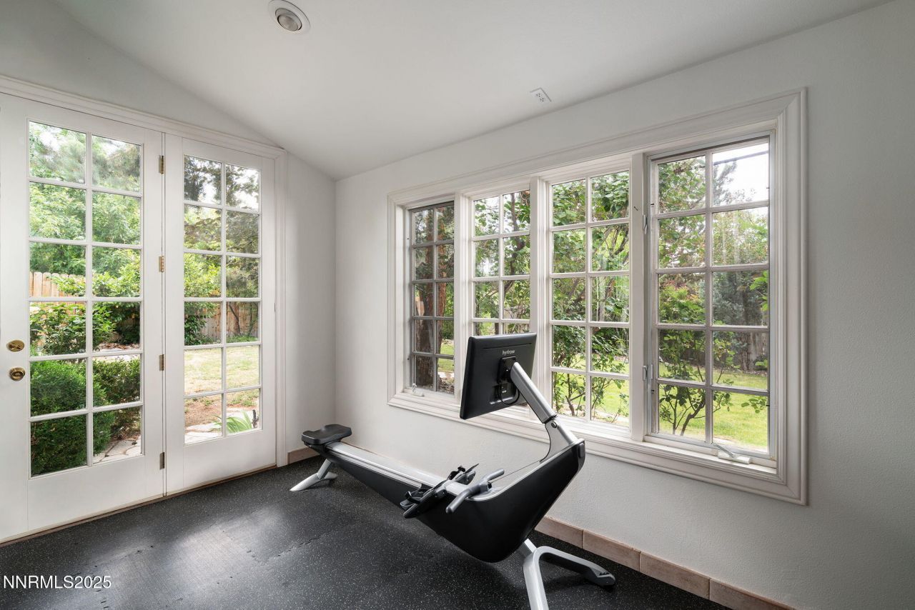 144 Greenridge Drive, Reno, NV 89509 Photo