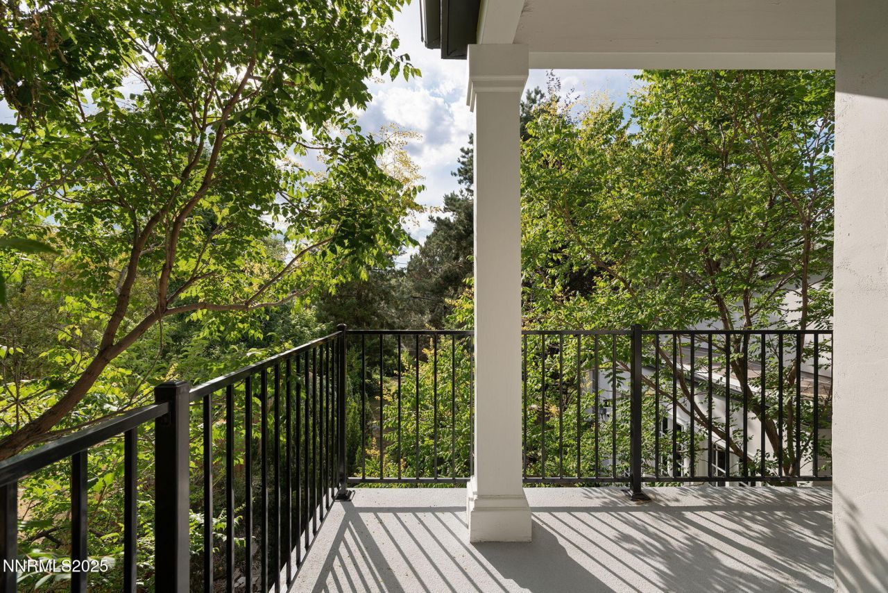 144 Greenridge Drive, Reno, NV 89509 Photo