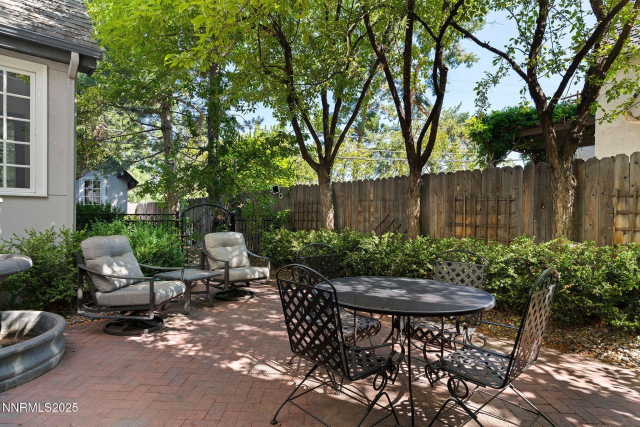 144 Greenridge Drive, Reno, NV 89509 Photo