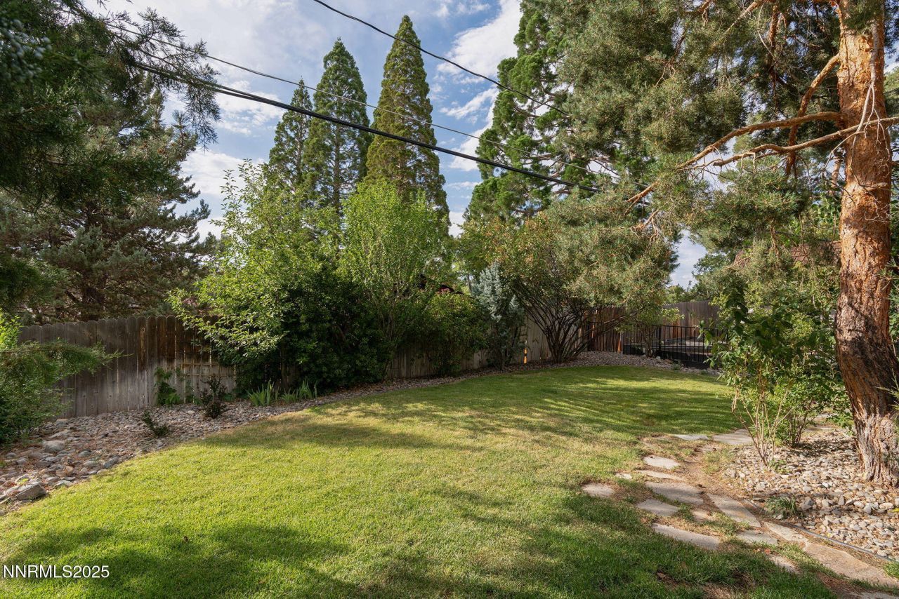 144 Greenridge Drive, Reno, NV 89509 Photo