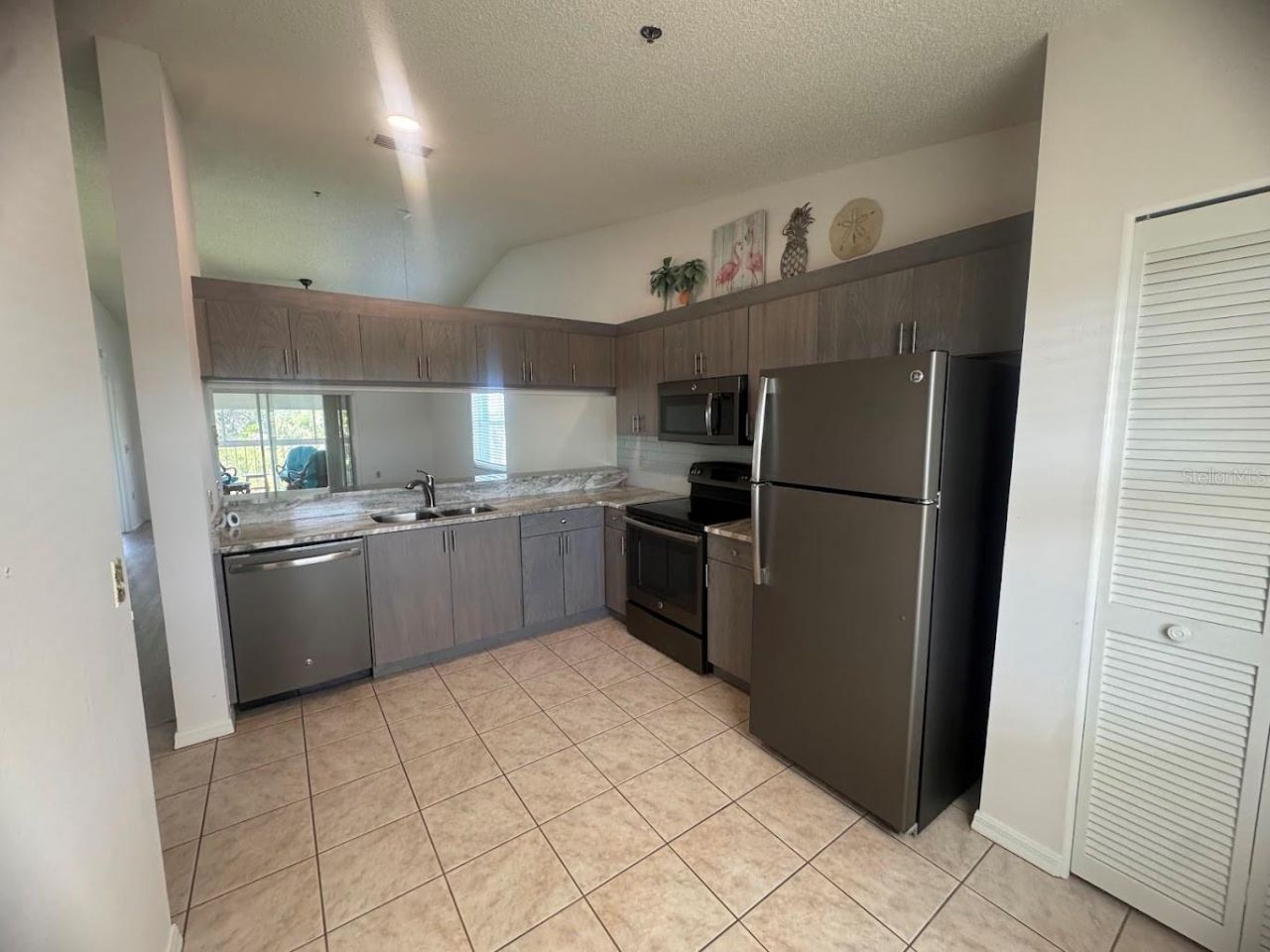 7301 29th Avenue Drive W, Unit 310, Bradenton, FL 34209 Photo