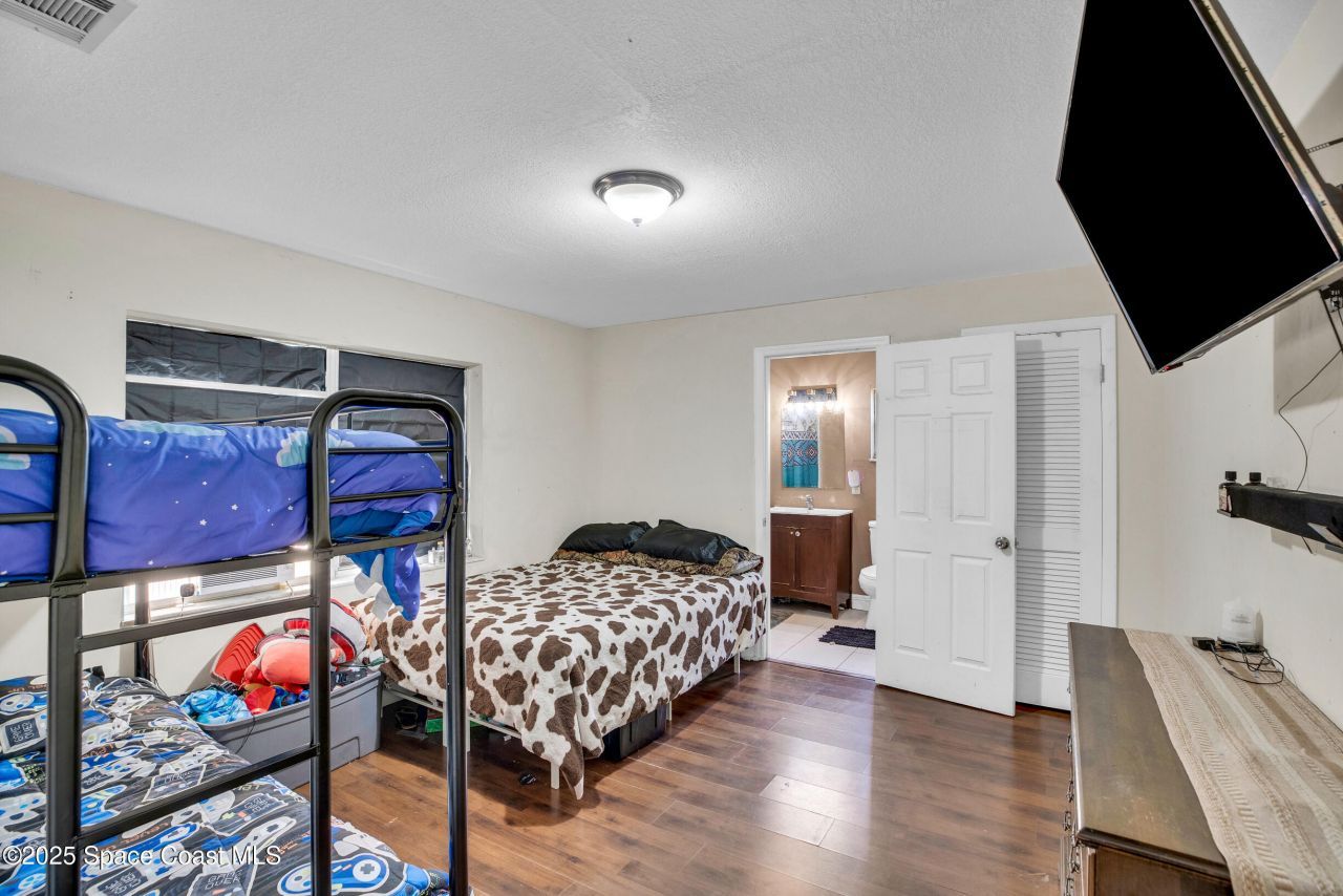 5402 Shannon Drive, Fort Pierce, FL 34951 Photo