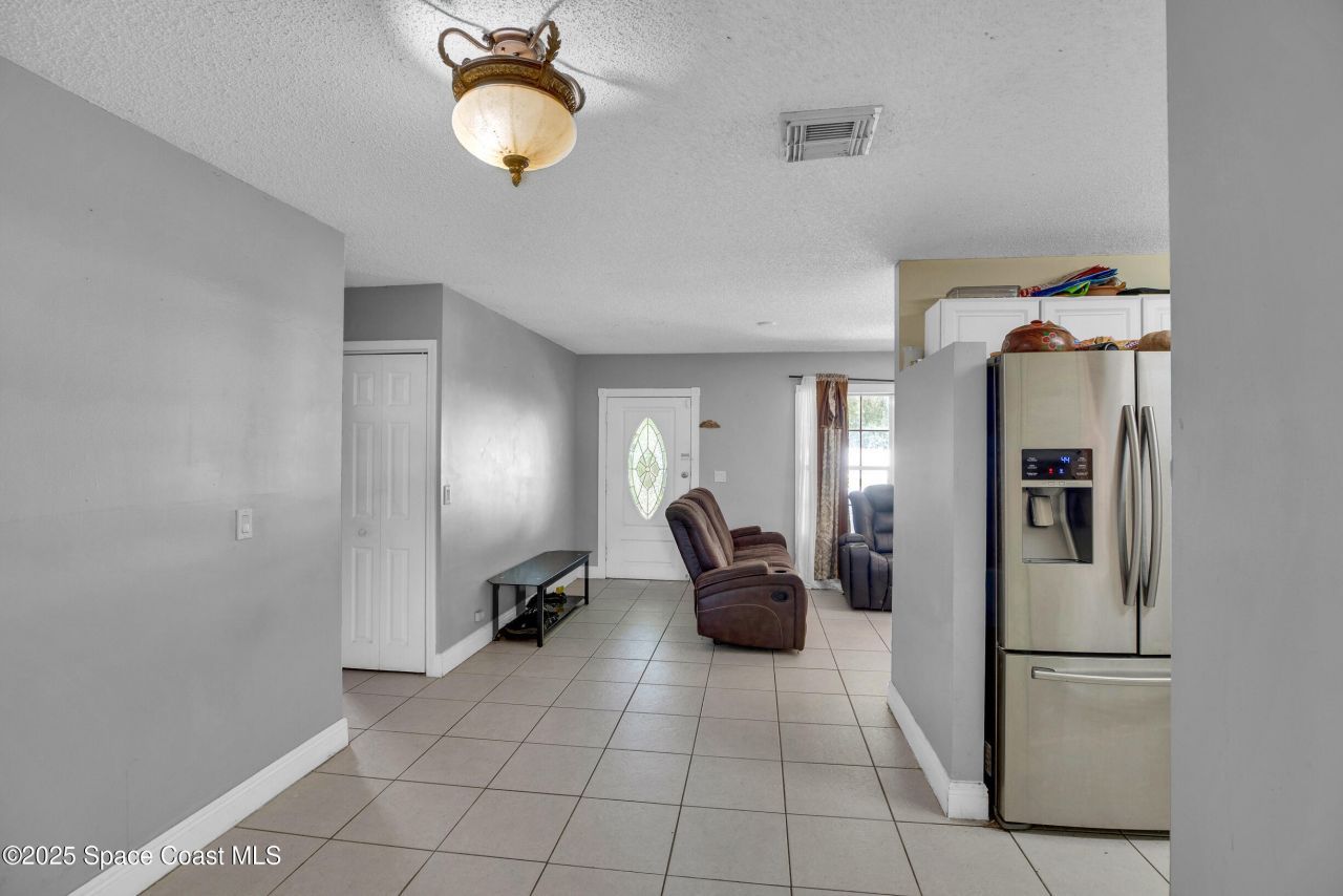 5402 Shannon Drive, Fort Pierce, FL 34951 Photo