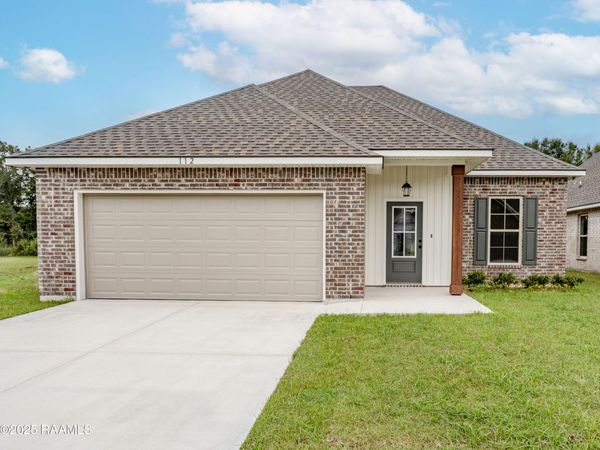 112 Oak Haven Drive, Lafayette, LA 70507