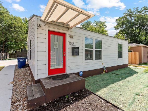 1512 W Koenig LN, Austin, TX 78756