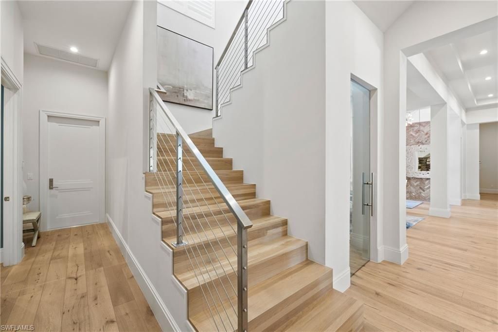 745 Riviera Dr, Naples, FL 34103 Photo