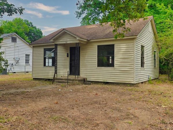 715 Division Street, Malvern, AR 72104