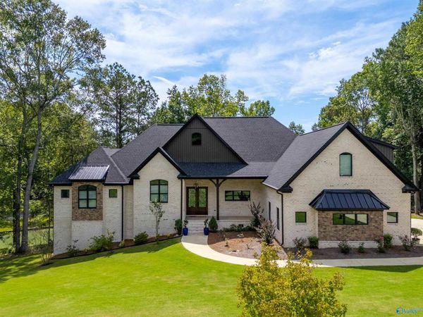 435 River Ridge Road, Gadsden, AL 35901