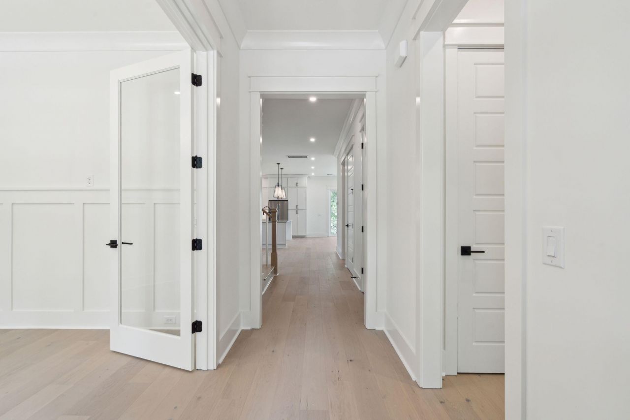 2772 Burden Creek Road Photo 15