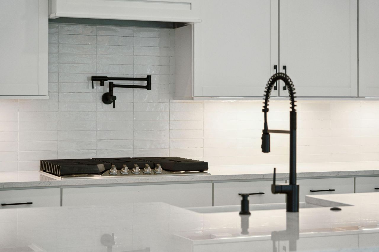 2772 Burden Creek Road Photo 19