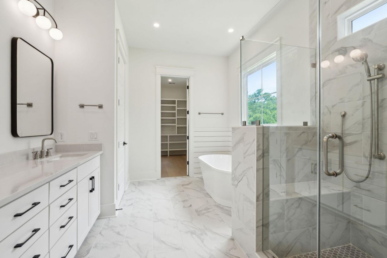 2772 Burden Creek Road Photo 39