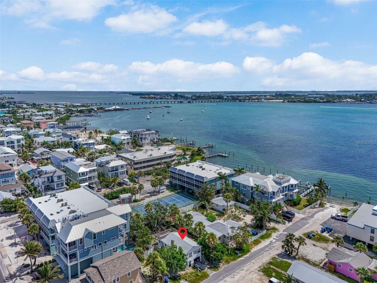 104 10th Street S, Bradenton Beach, FL 34217 Photo