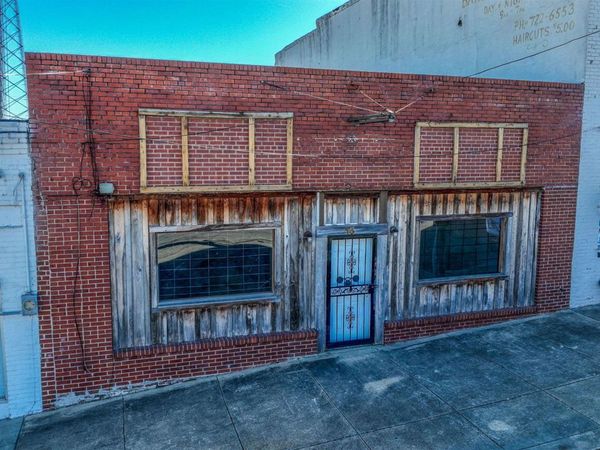 18 Jefferson Street, Brownsville, TN 38012