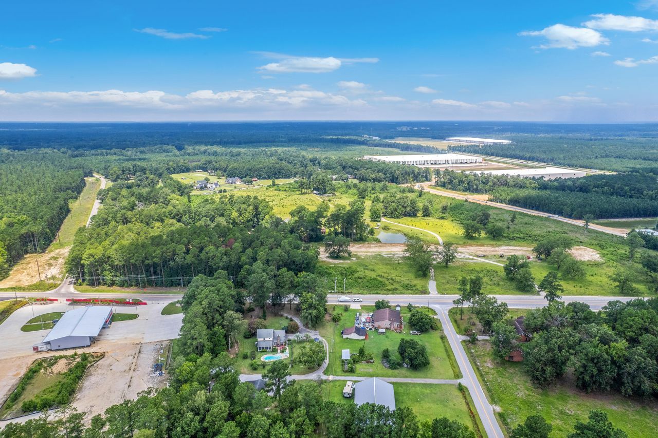 728 Jedburg Road Photo 9