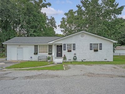 10562 Dorchester Road Road, Summerville, SC 29485