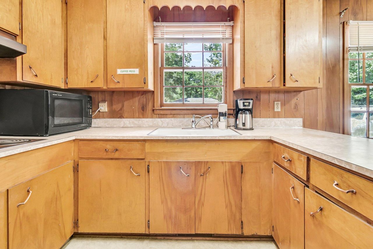 10562 Dorchester Road Road Photo 7