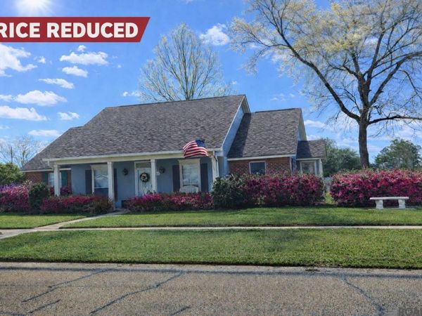 6057 Snowden Dr, Baton Rouge, LA 70817