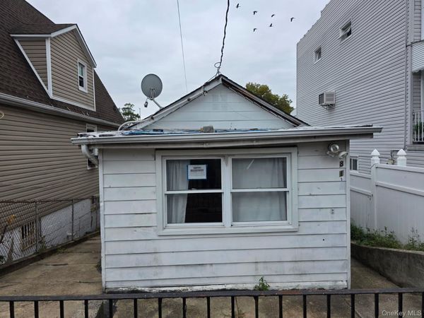 815 Swinton Avenue, Bronx, NY 10465