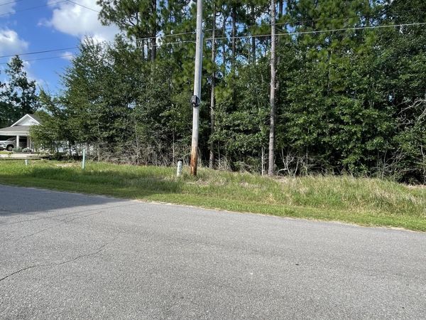 E Riverline Drive, Saucier, MS 39574