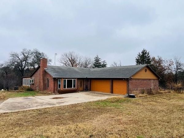 10309 E Tower Estates, Glencoe, OK 74032