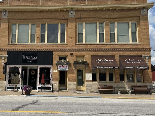 1295 Mulholland Street, Nauvoo, IL 62345