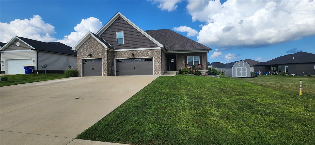 404 Justify Court, Franklin, KY 42134 Main Photo