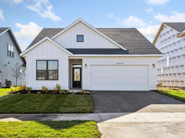 10959 37th Street N, Lake Elmo, MN 55042