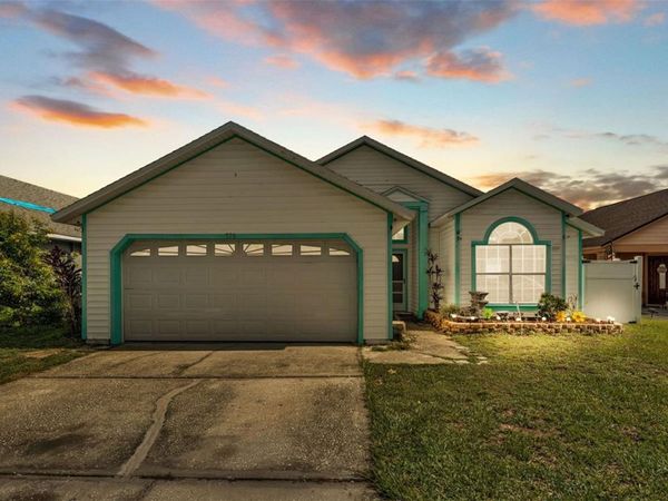 526 ALLISON AVENUE, DAVENPORT, FL 33897