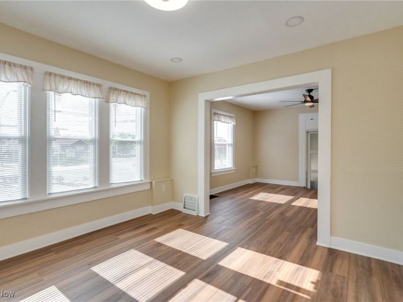 567 E Cuyahoga Falls Avenue, Akron, OH 44310 Photo 10